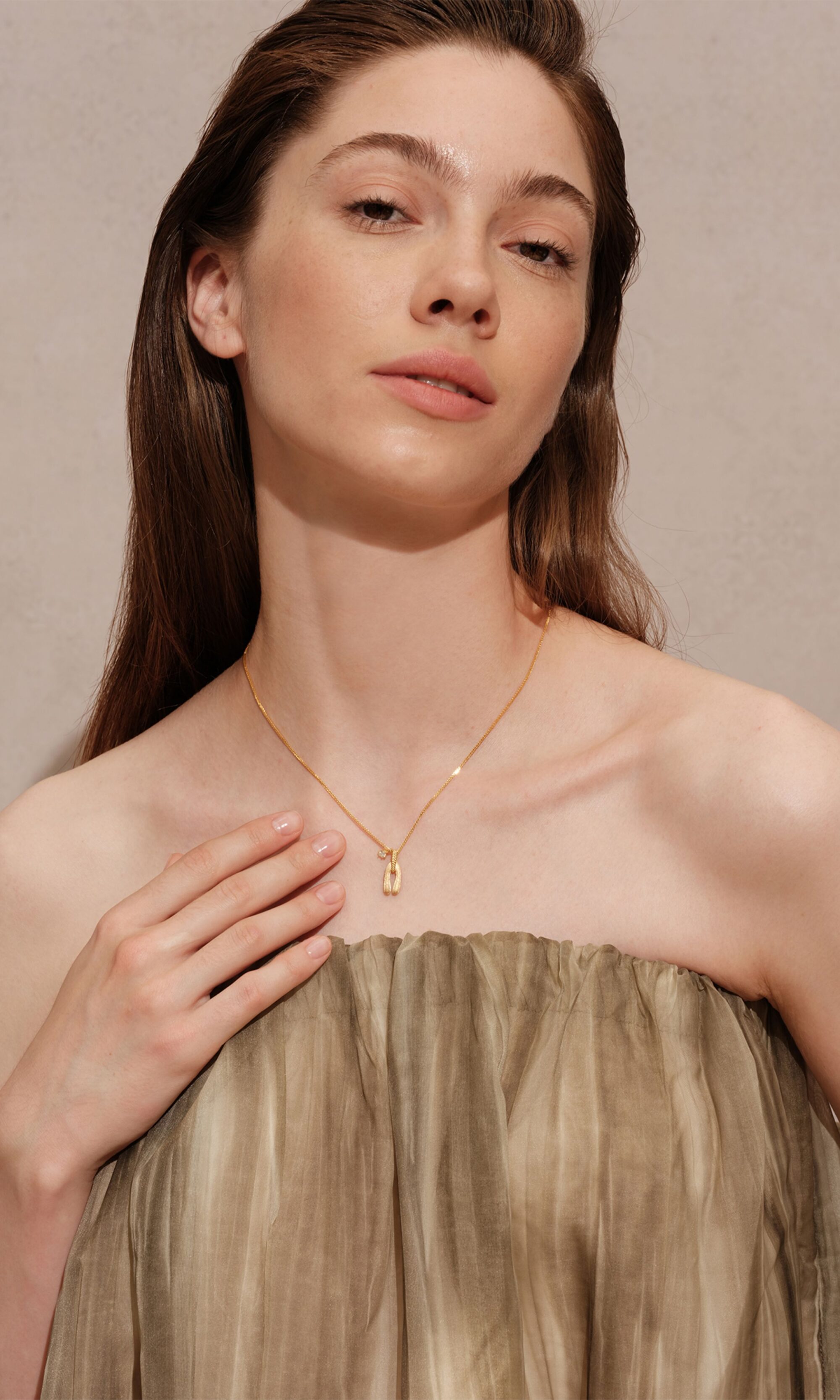 lucky horseshoe necklace