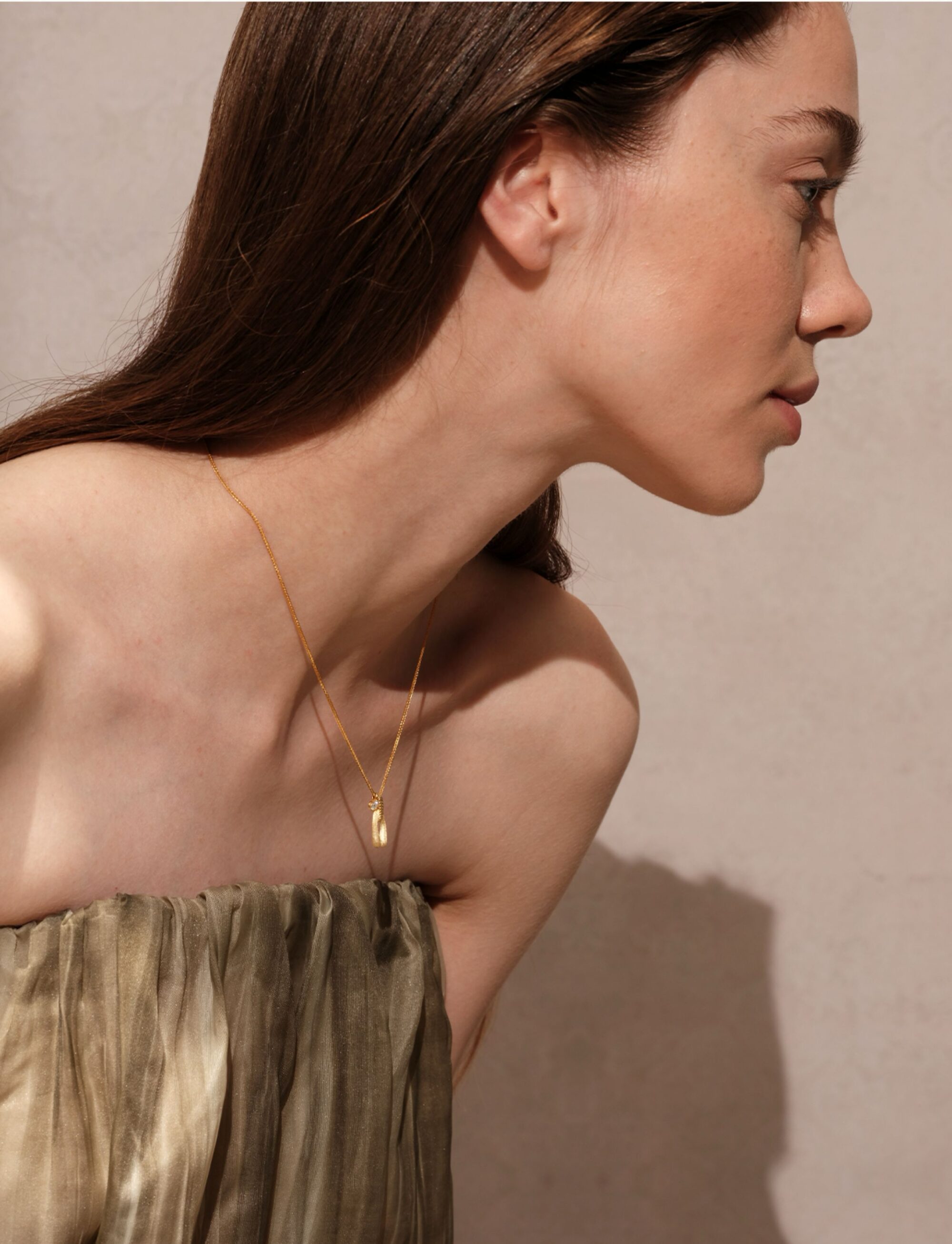 lucky horseshoe necklace