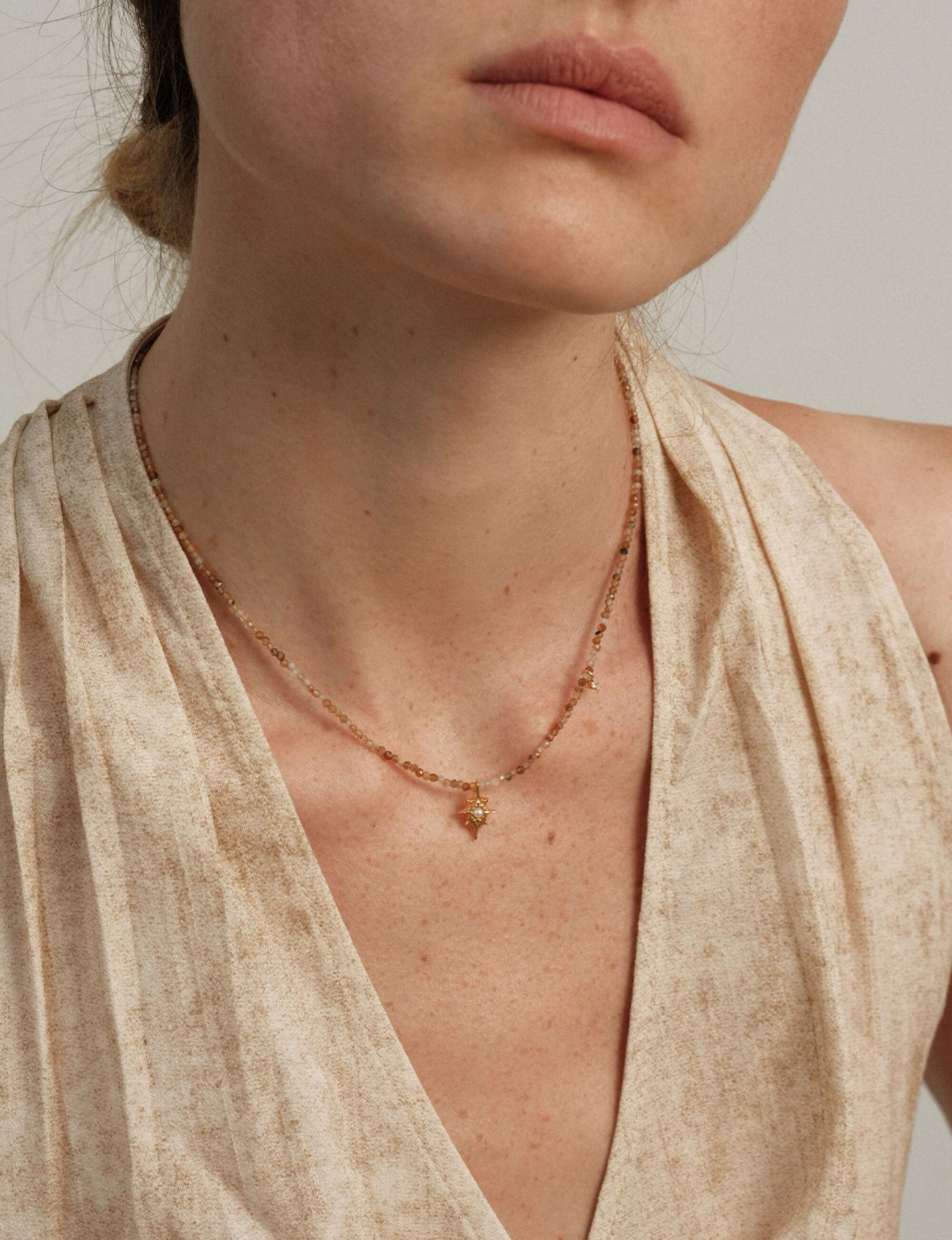 aurora hexagram star beaded necklace