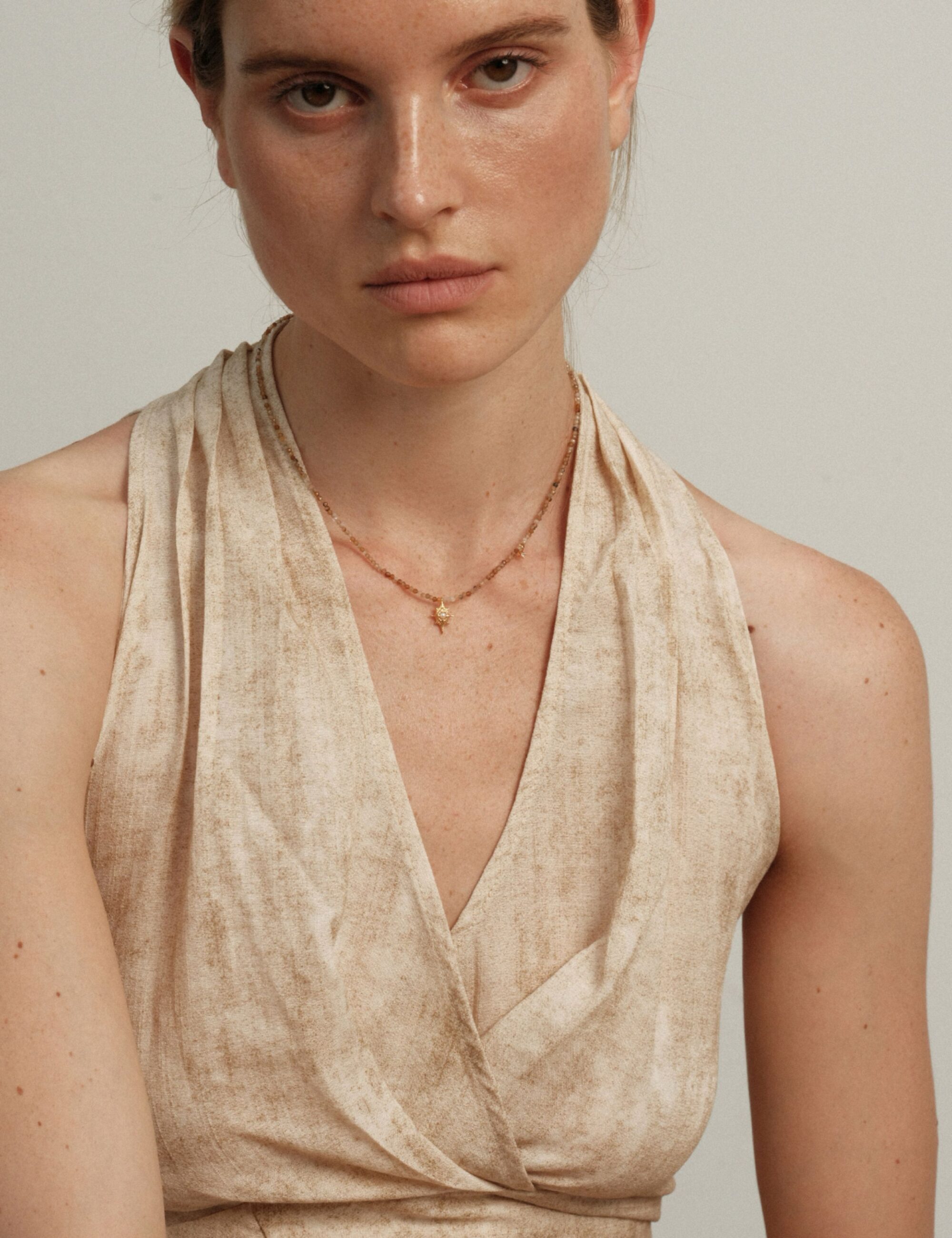 aurora hexagram star beaded necklace